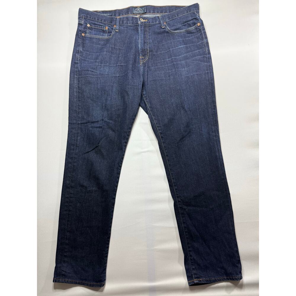 Lucky Brand Men's 410 Athletic Fit Blue Jeans - Size 40x32 (42x32)*